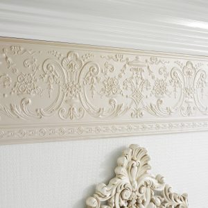 Lincrusta RD1957FR Empire Frieze installed beneath decorative plaster cornice in a traditional interior
